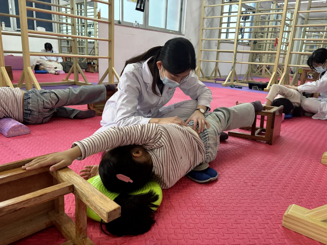 美国篮球训练计划一整套_1